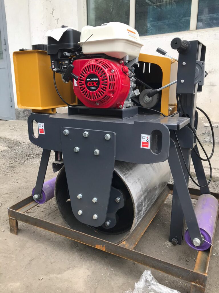 Виброкаток R- 300 одновальцовый